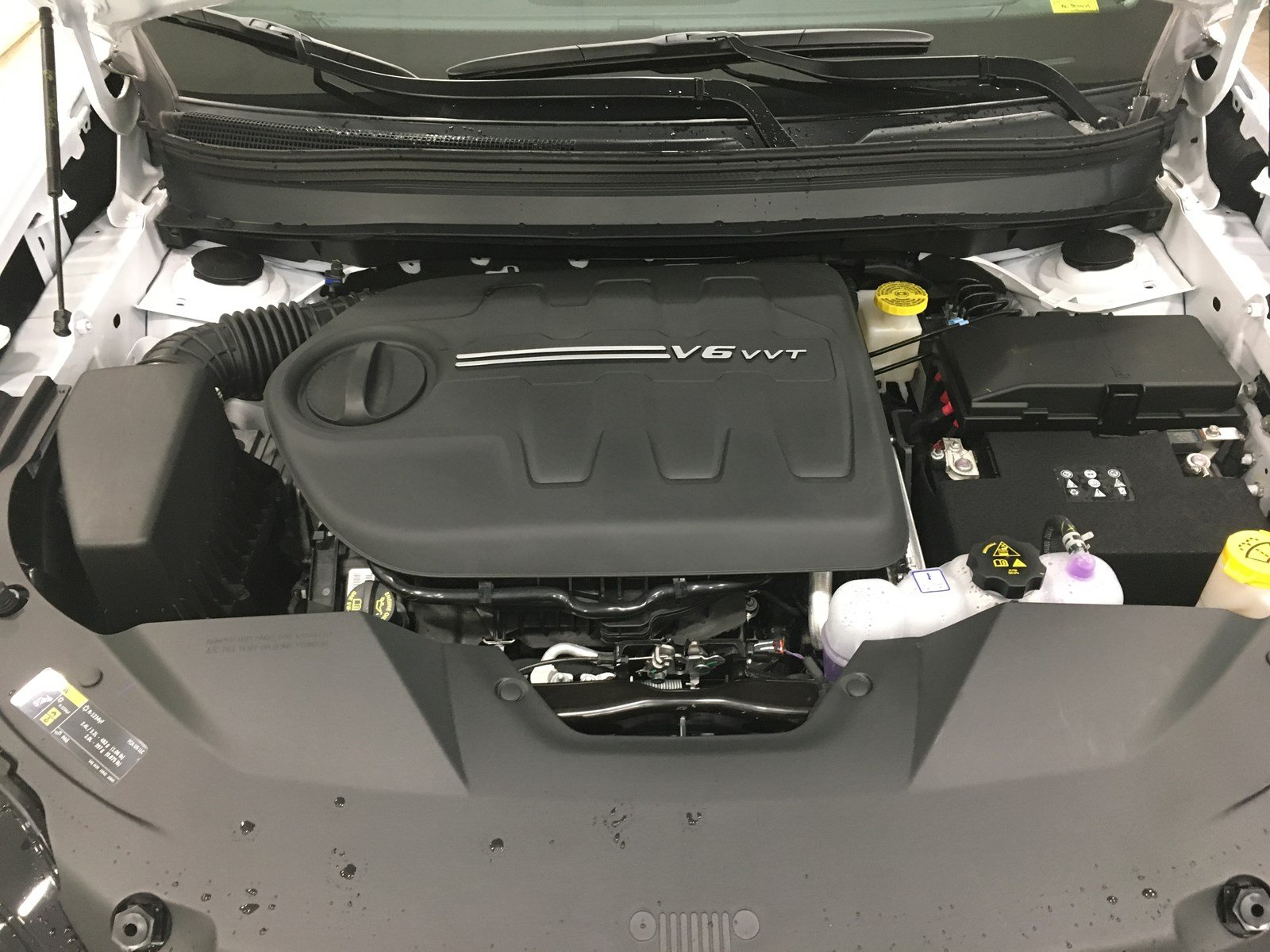 New 2019 Jeep Cherokee Sport 4x4 V6 | Heated Seats and Steering Wheel