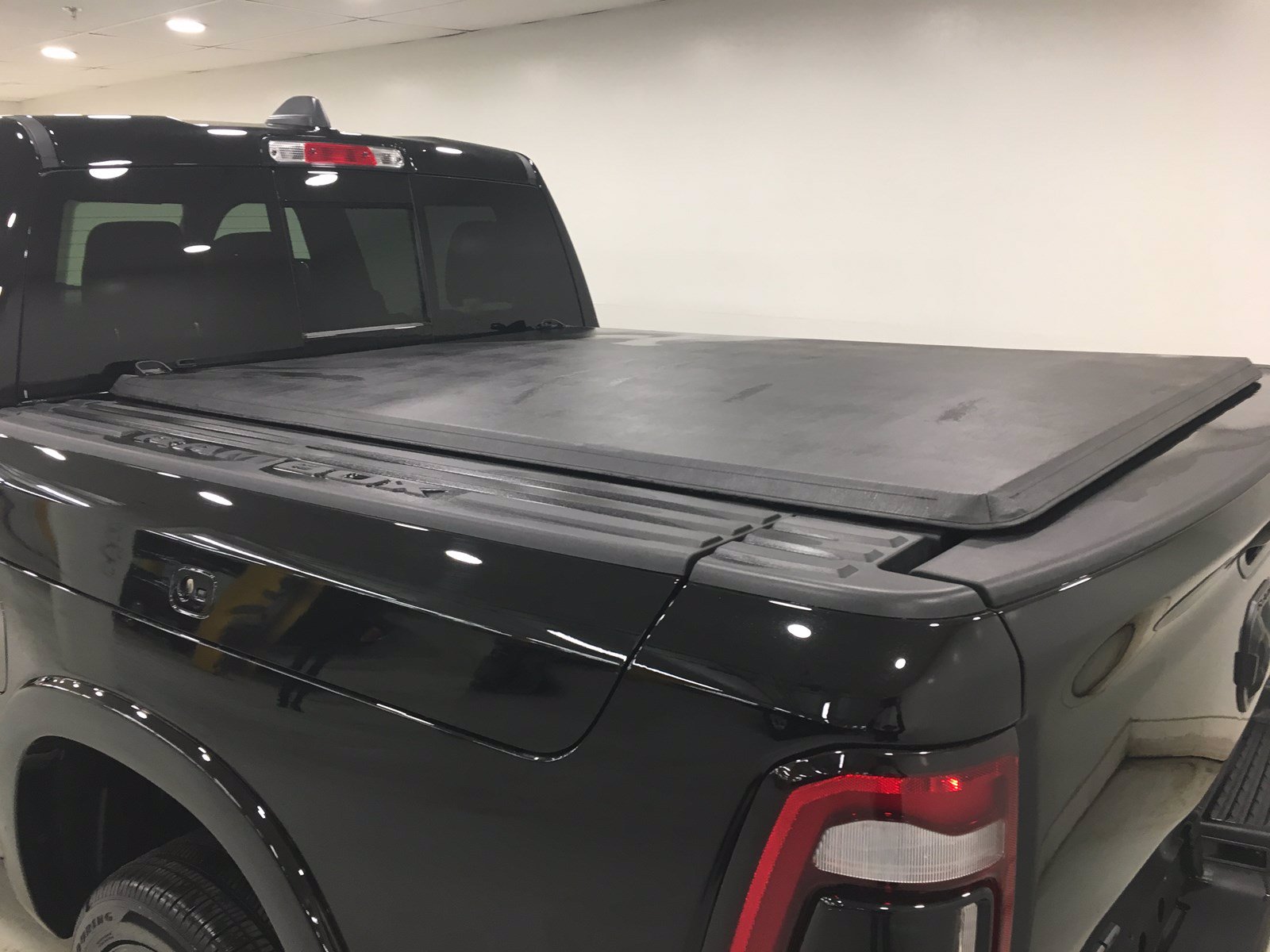 2020 ram 1500 rambox