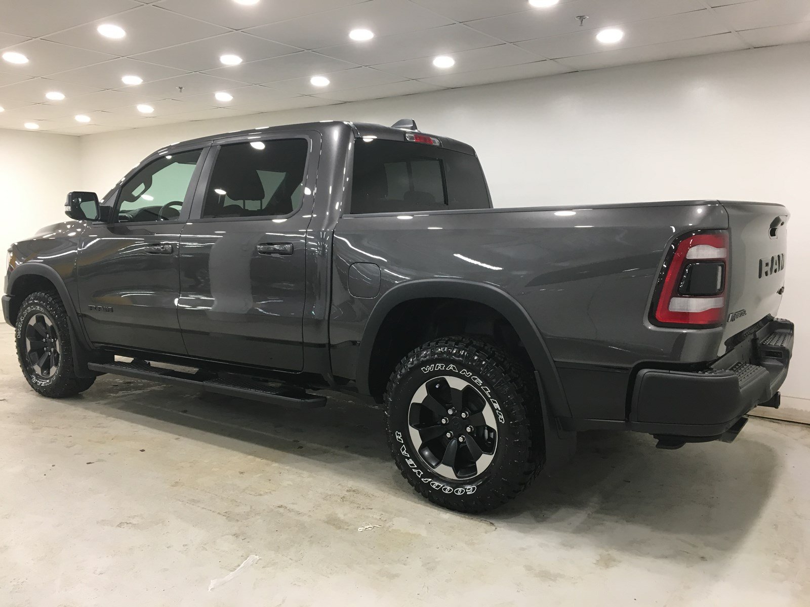 New 2020 Ram 1500 Rebel Crew Cab | Leather | Sunroof | Navigation | 12 ...