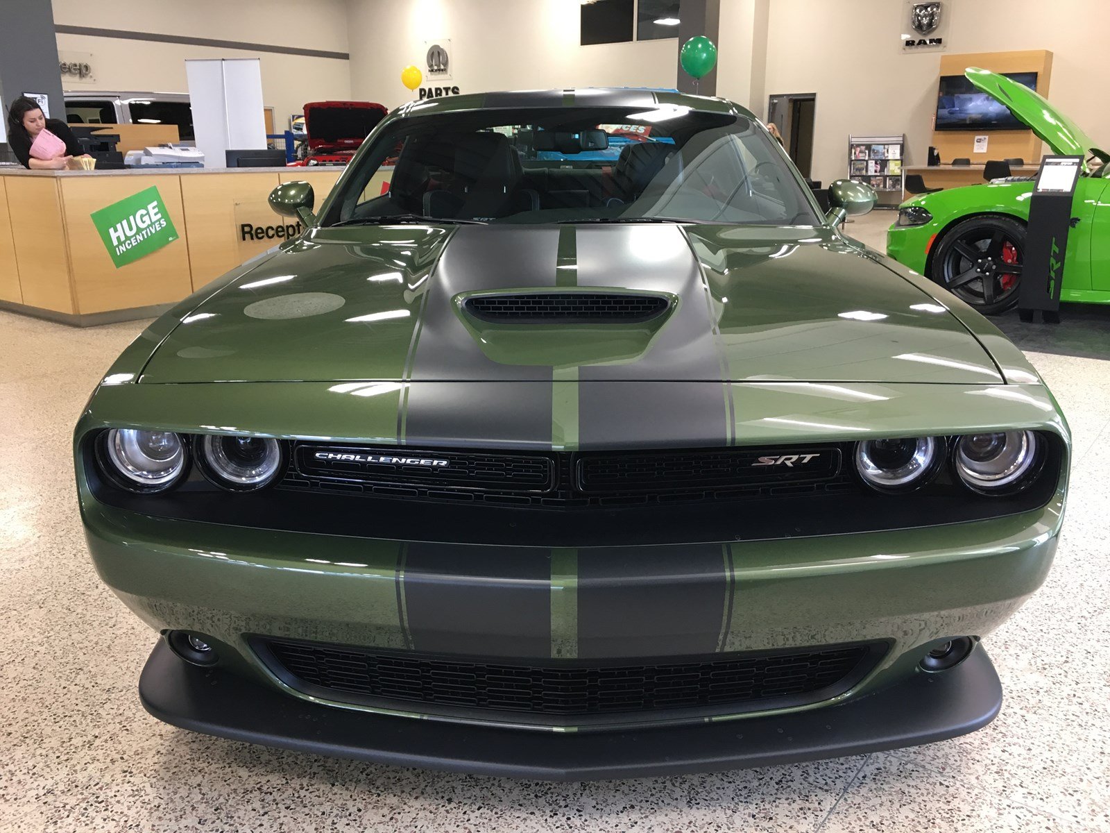 New 2018 Dodge Challenger SRT 392 6.4L Hemi Ventilated Seats