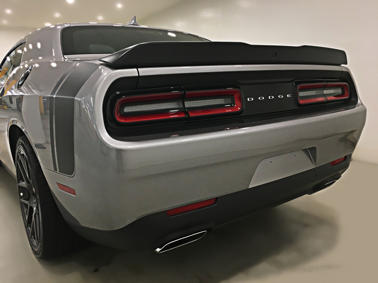 Dodge challenger redeye отличия